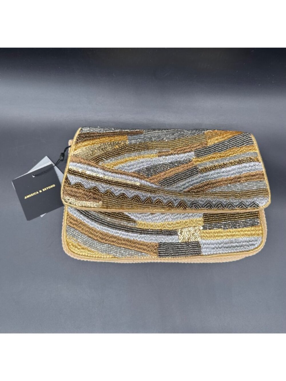 Beaded Shoulder Bag Clutch Gold Silver Bold Glamorous America & Beyond NWT READ - Picture 2 of 12